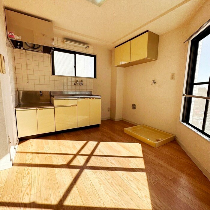 物件内観写真8　(居室)