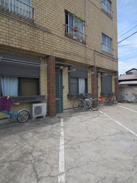 物件外観写真3　(外観写真)