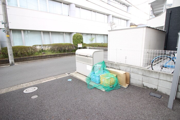 物件外観写真2　(その他)