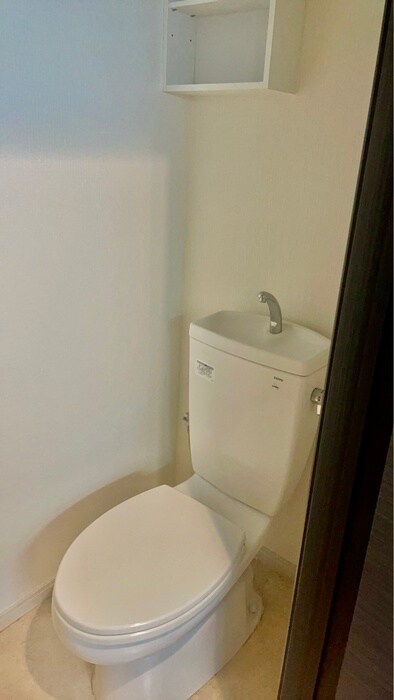 物件内観写真12　(トイレ)