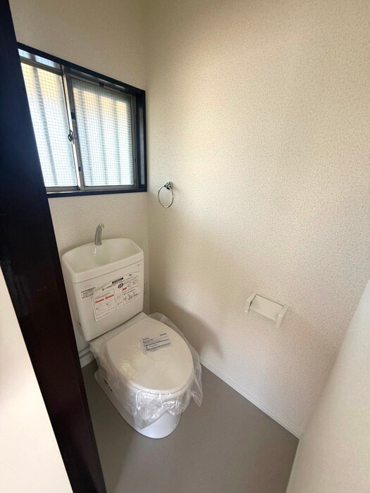 物件内観写真11　(トイレ)