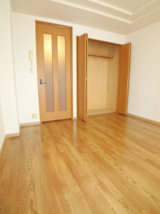 物件内観写真10　(居室)