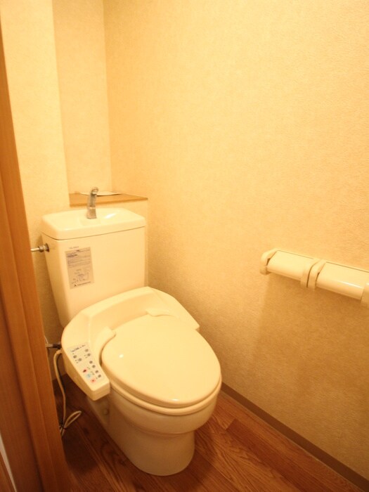 物件内観写真14　(トイレ)