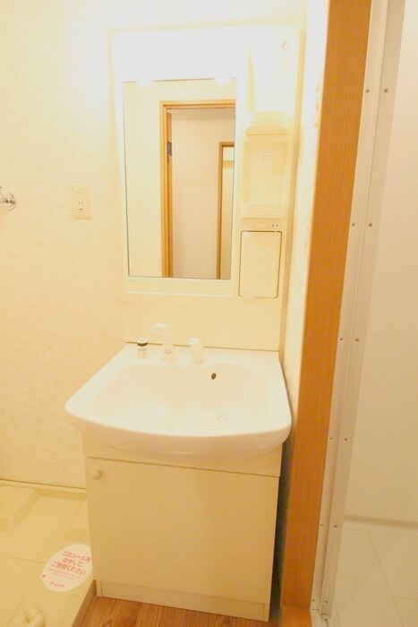 物件内観写真15　(洗面)