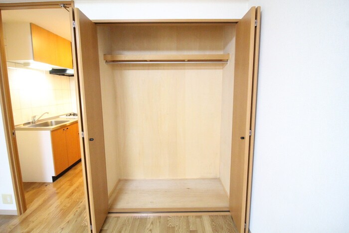 物件内観写真18　(収納)