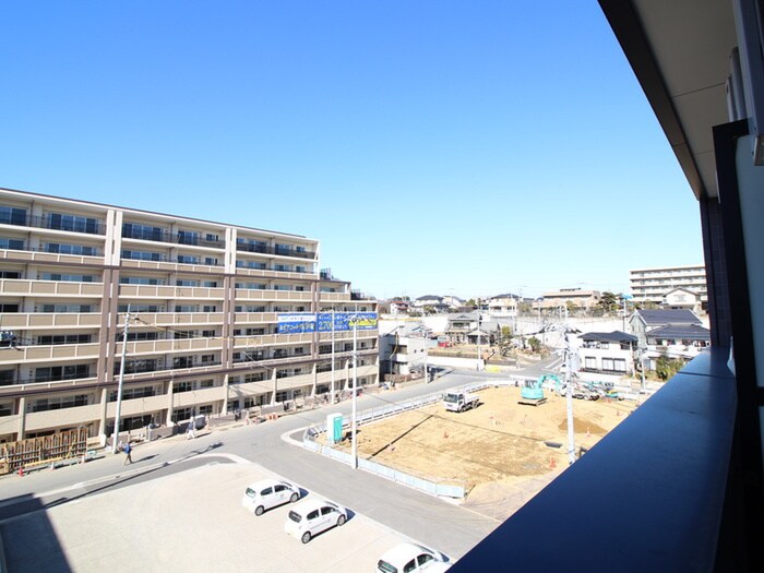 物件内観写真22　(室内からの展望)