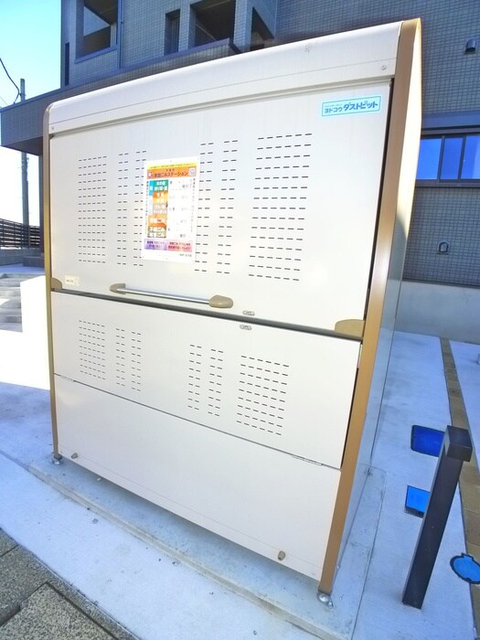 物件外観写真4　(建物設備)