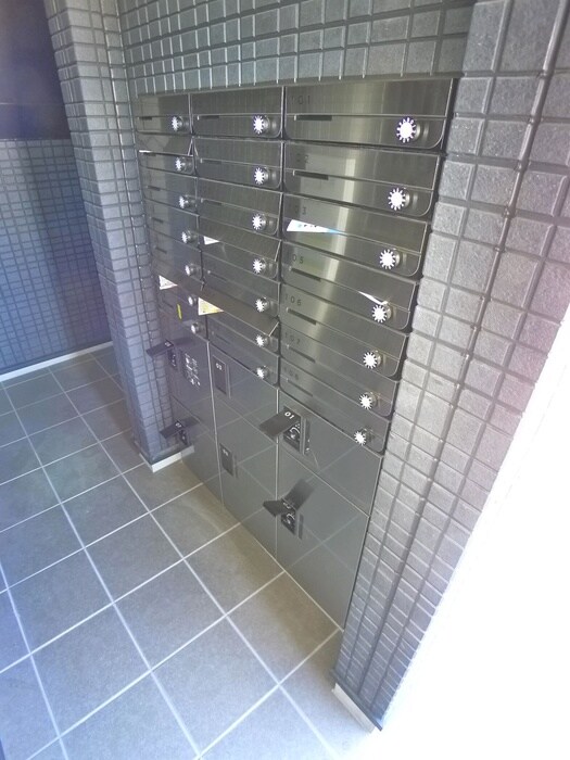 物件外観写真6　(建物設備)