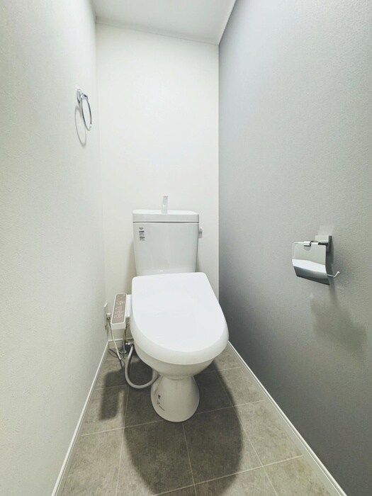 物件内観写真13　(トイレ)