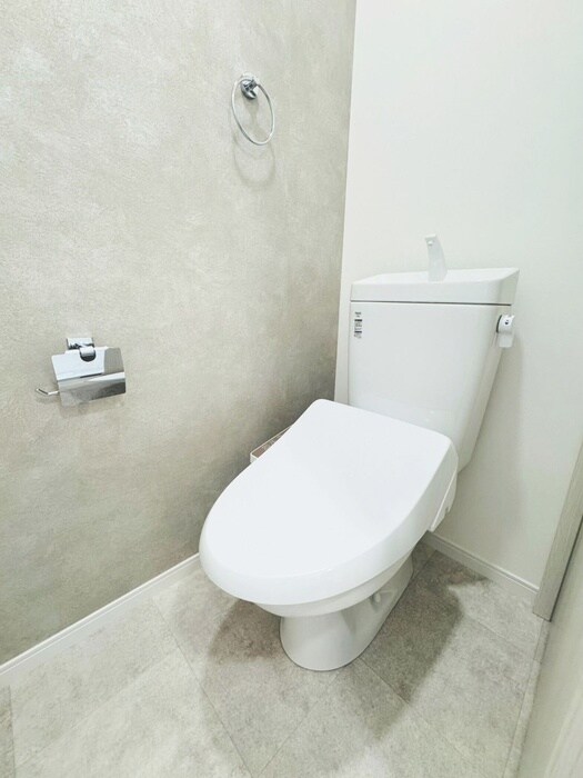 物件内観写真14　(トイレ)