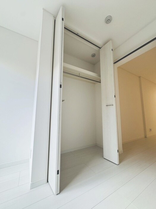 物件内観写真15　(収納)