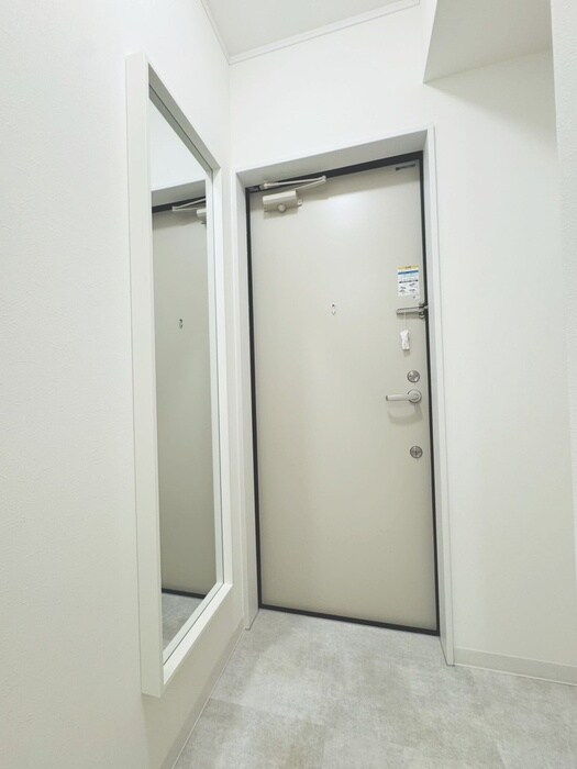 物件内観写真17　(玄関)