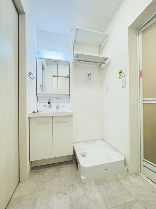 物件内観写真17　(洗濯機置場)