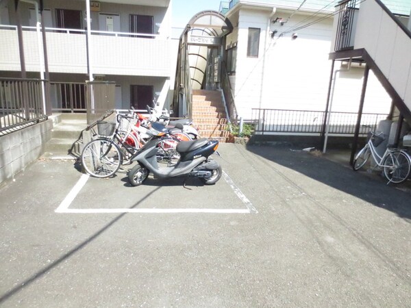 バイク置き場