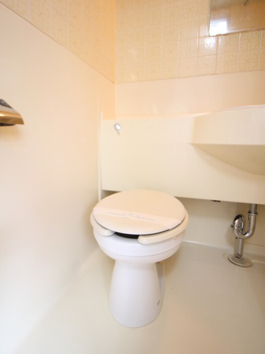 物件内観写真13　(トイレ)