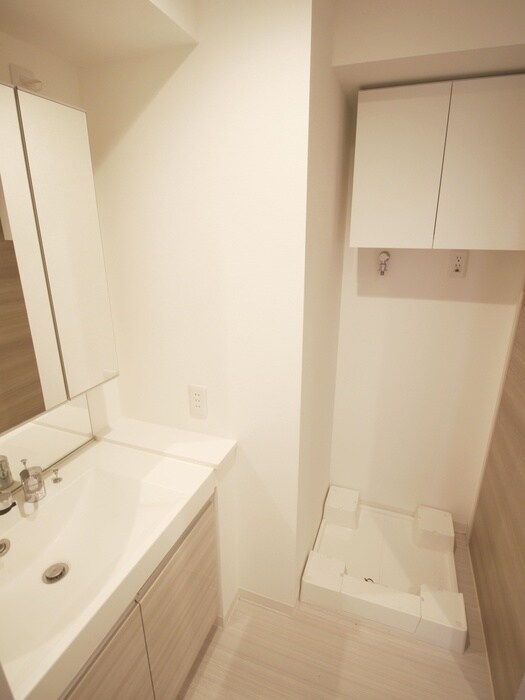 物件内観写真16　(洗濯機置場)