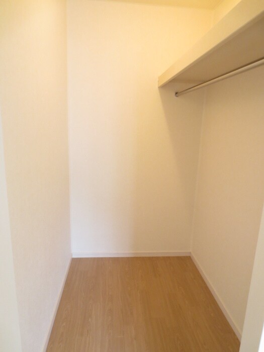物件内観写真15　(収納)