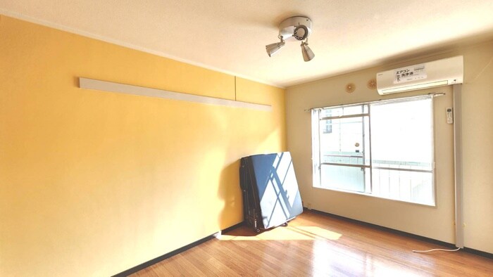 物件内観写真10　(居室)