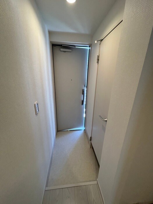 物件内観写真22　(玄関)
