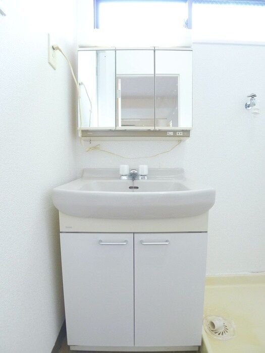 物件内観写真10　(洗面)