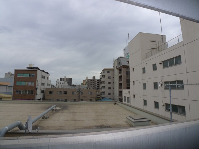 物件内観写真22　(室内からの展望)