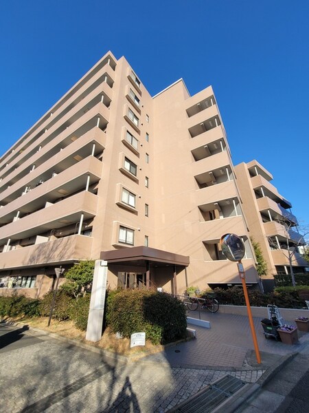 ﾌｧﾐｰﾙｼﾃｨ武蔵関III番館（118）外観写真