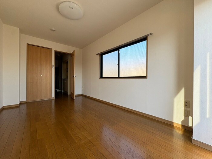 物件内観写真8　(居室)