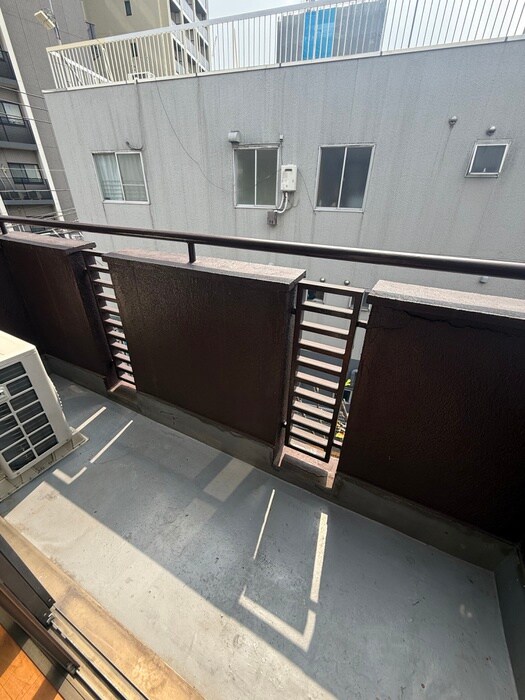 物件内観写真15　(ベランダ・バルコニー)