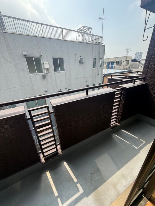 物件内観写真17　(ベランダ・バルコニー)