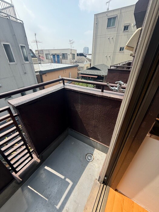 物件内観写真20　(洗濯機置場)