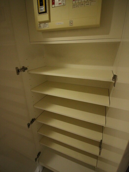 物件内観写真19　(靴箱)