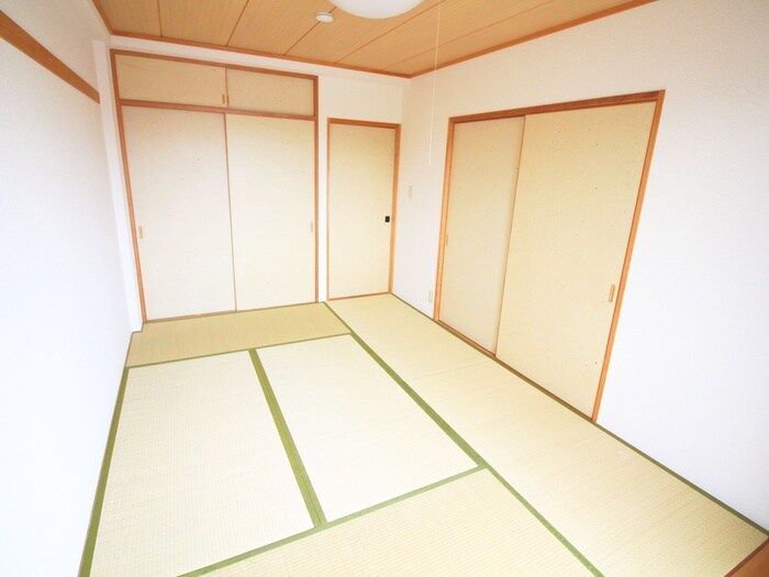 物件内観写真11　(収納)