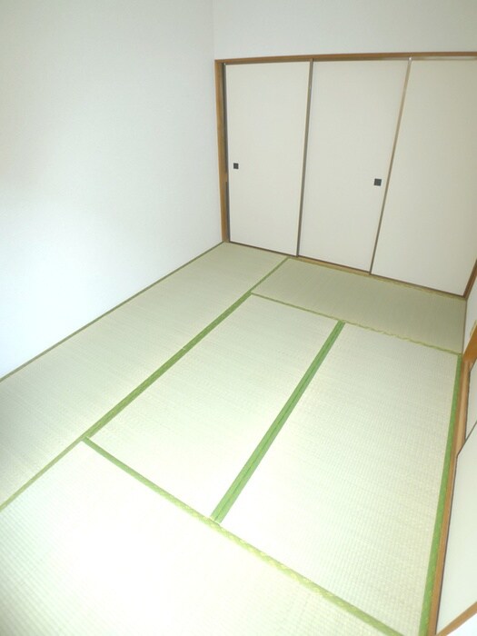 物件内観写真12　(居室)