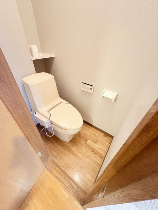 物件内観写真12　(トイレ)