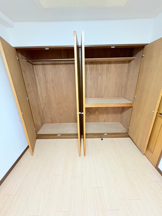 物件内観写真21　(収納)