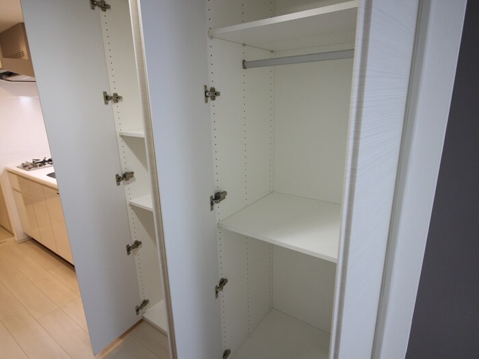 物件内観写真17　(収納)