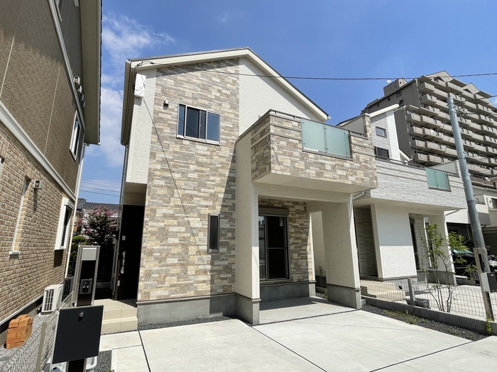 BLOOMING MAISON草加市吉町2