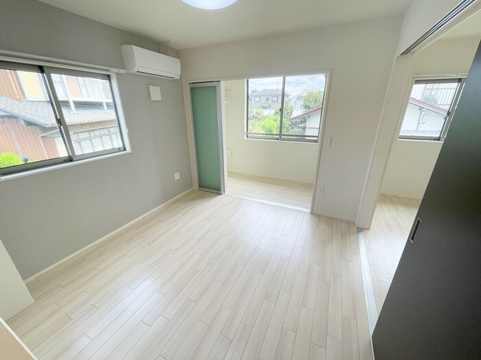 物件内観写真7　(居室)