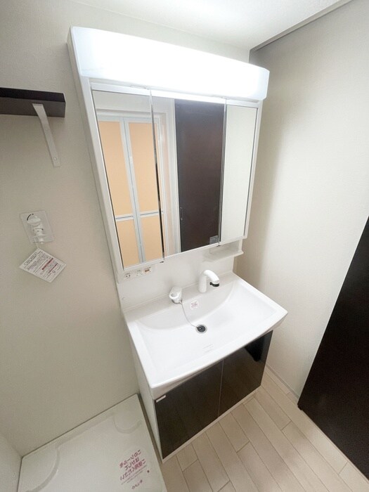 物件内観写真14　(洗面)