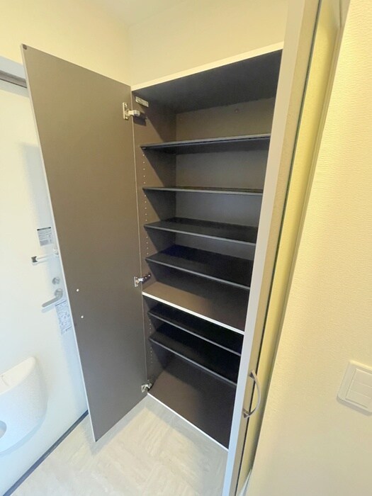 物件内観写真18　(靴箱)