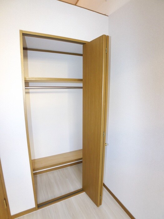 物件内観写真8　(収納)