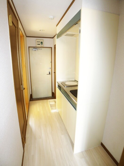 物件内観写真14　(廊下)