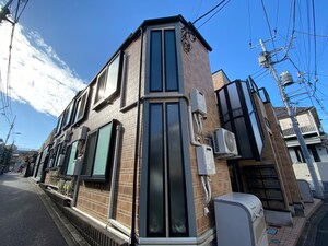 シャイニーソフト新宿落合Ａ外観写真