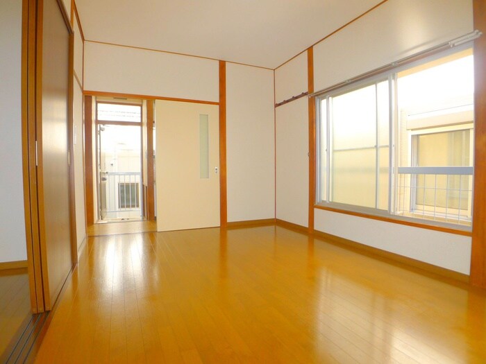 物件内観写真6　(居室)