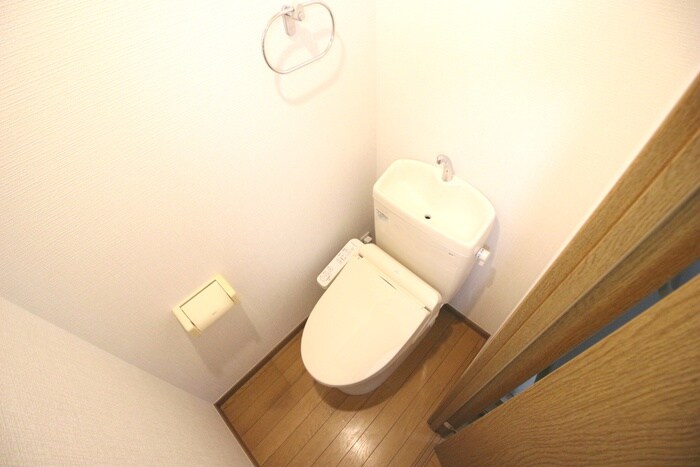 物件内観写真11　(トイレ)