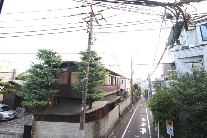 物件内観写真16　(室内からの展望)