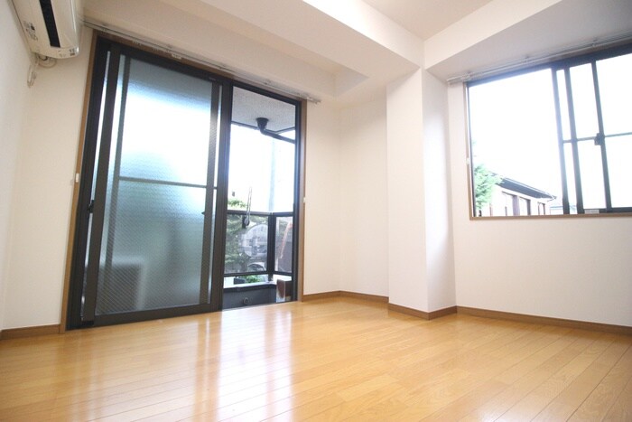 物件内観写真17　(居室)