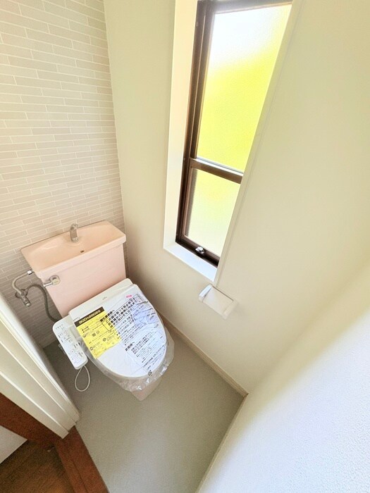 物件内観写真10　(トイレ)