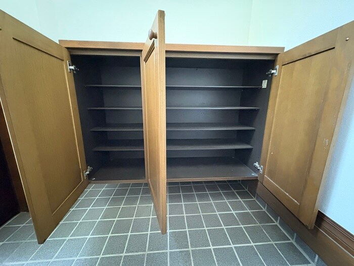 物件内観写真15　(靴箱)