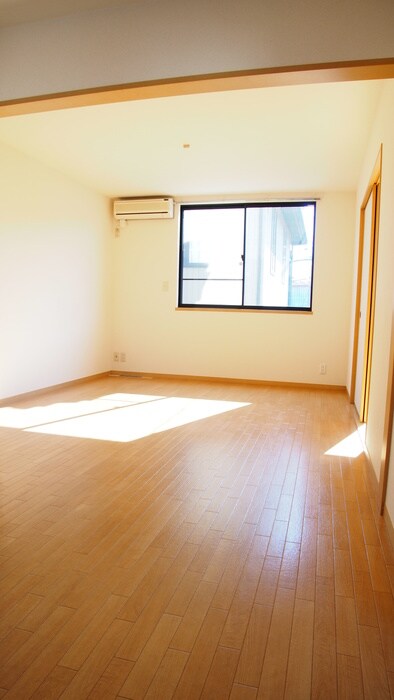 物件内観写真12　(居室)